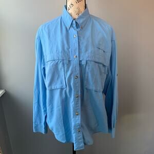 L.L Bean Women’s Light blue light weight mesh long sleeve button up shirt